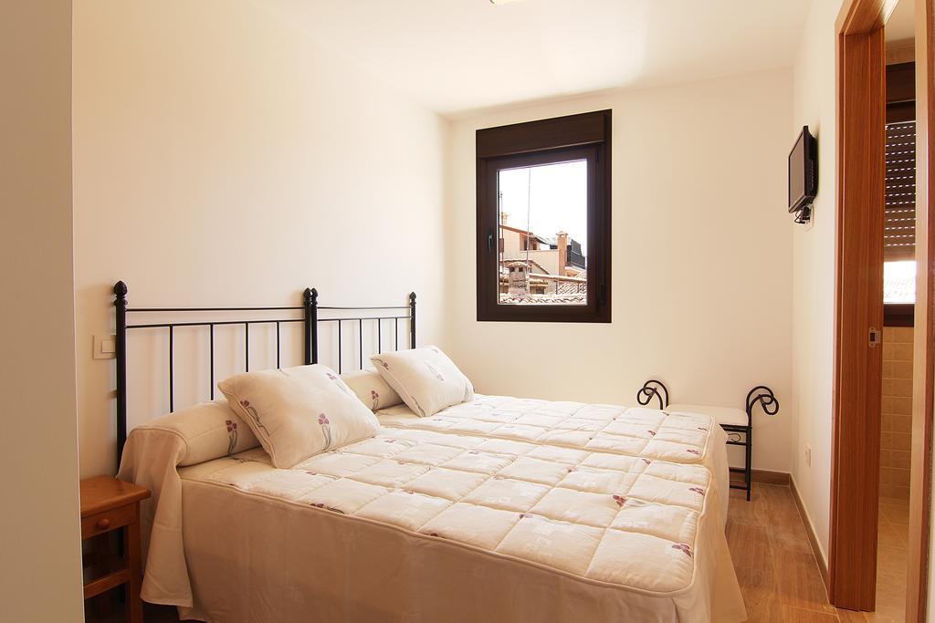 Hostal Yessy Candeleda Oda fotoğraf