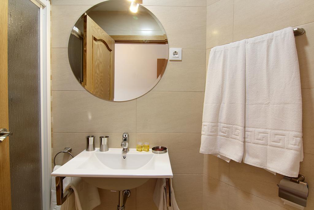 Hostal Yessy Candeleda Oda fotoğraf